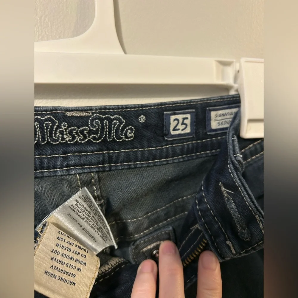 Miss Me Skinny Jeans Size 25 Y2K see pics and description for call outs - Picture 5 of 8